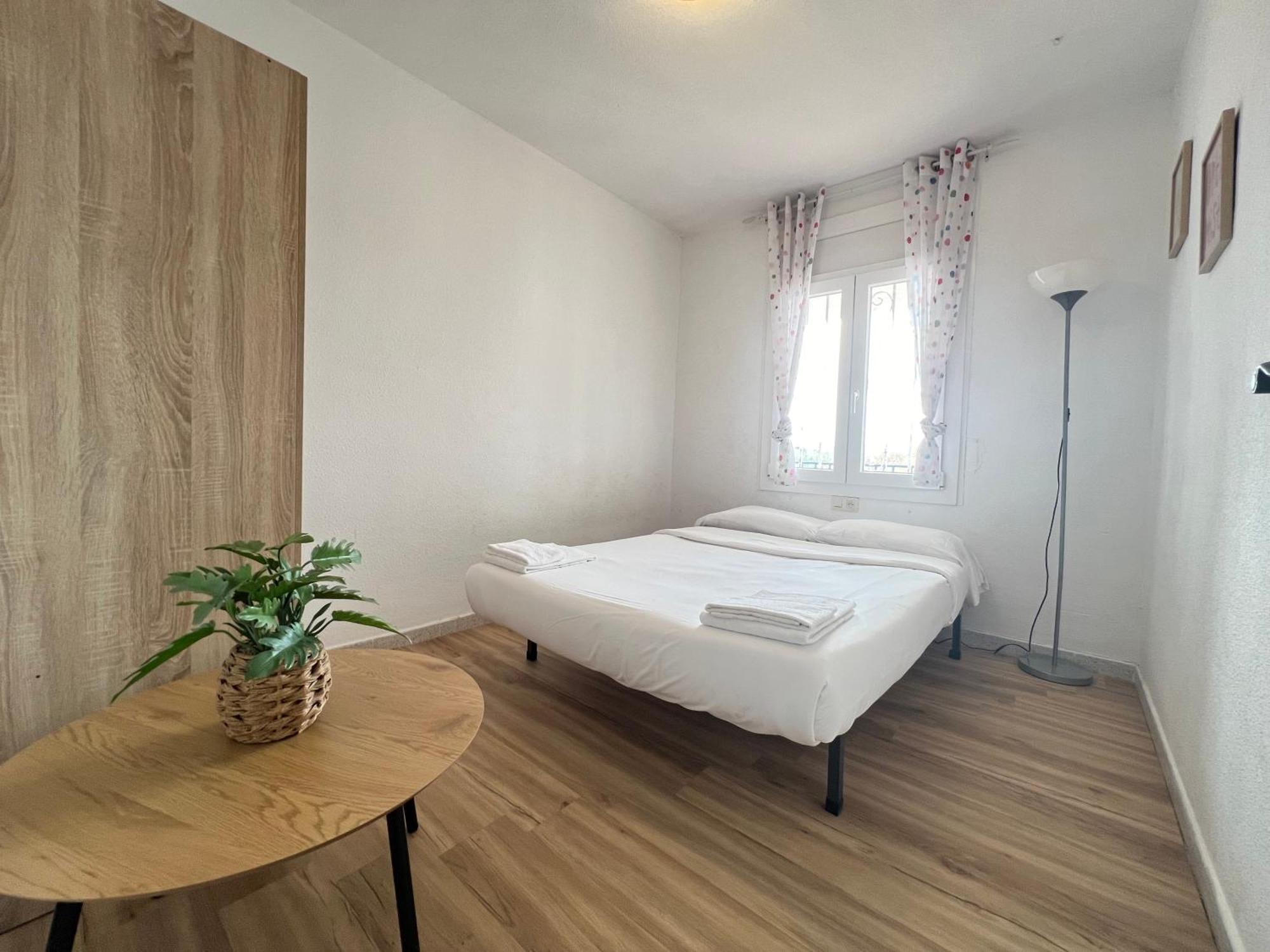 Apartamento Gran Lago Con Vistas Al Canal エンプリアブラバ エクステリア 写真