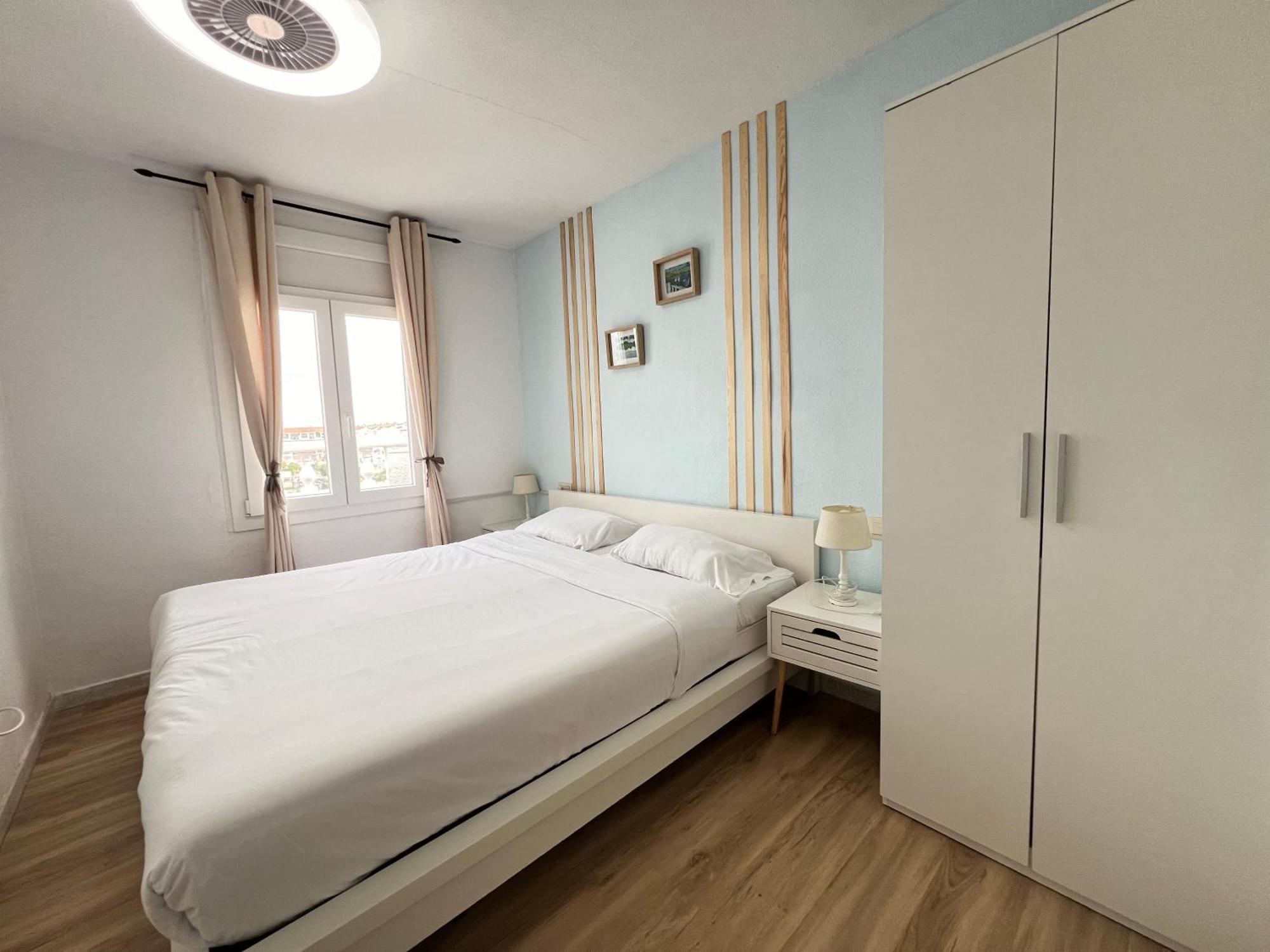 Apartamento Gran Lago Con Vistas Al Canal エンプリアブラバ エクステリア 写真